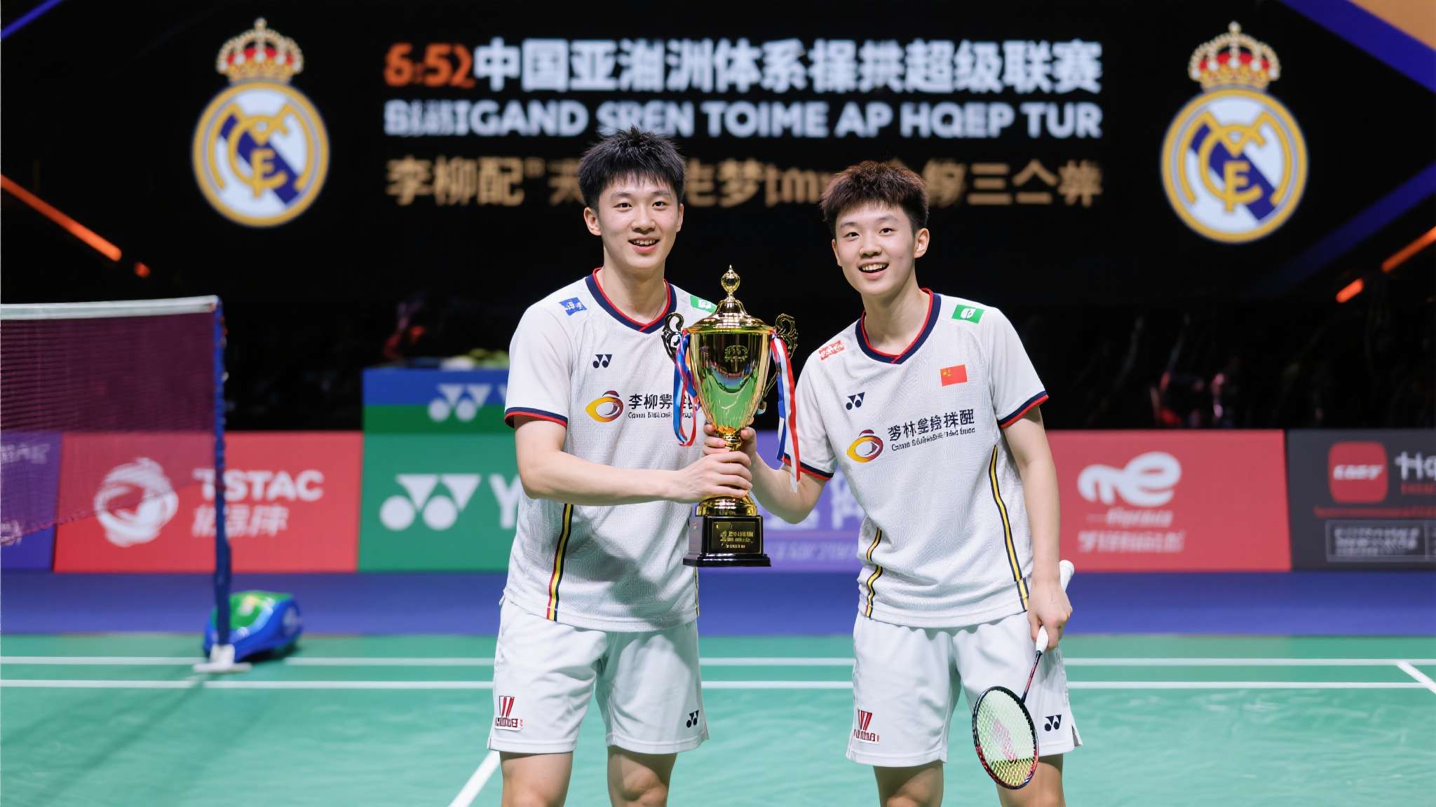 羽毛球男双于傲剑和李俊奇 近三个赛季 中国年青組合 “李柳配”表现堪称精彩,接连斩获亚洲锦标成功晋升超级系